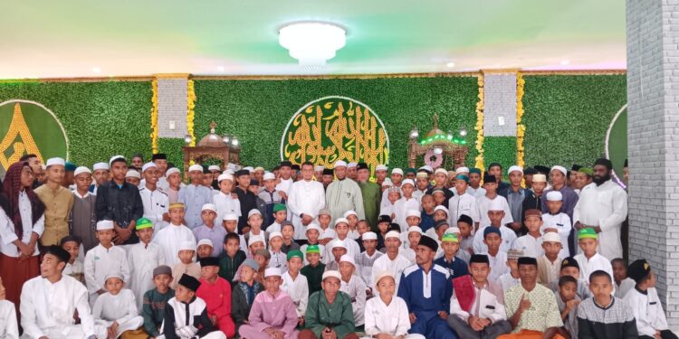 Kunjungi Pesantren Nuu Waar di Bekasi, Pj Wali Kota Baubau: Semoga Barokah untuk Negeri