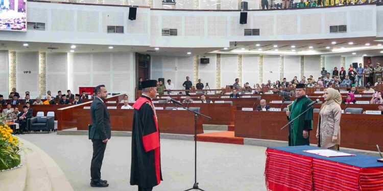 Pj Sekda Medan Hadiri Pelantikan Ketua DPRD Sumut