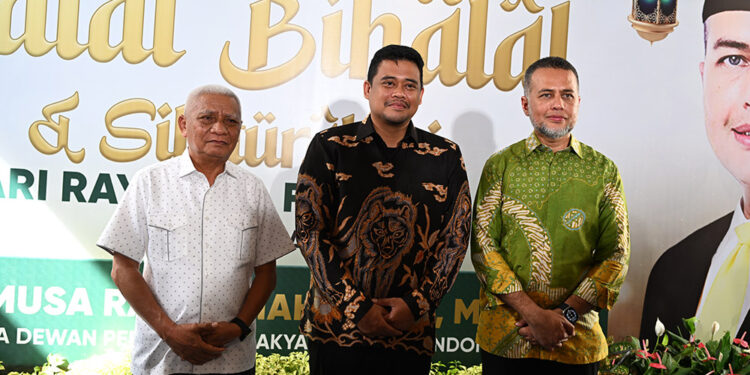 Gubernur Bobby Nasution dan Wagub Surya Halalbihalal di Rumah Musa Rajekshah