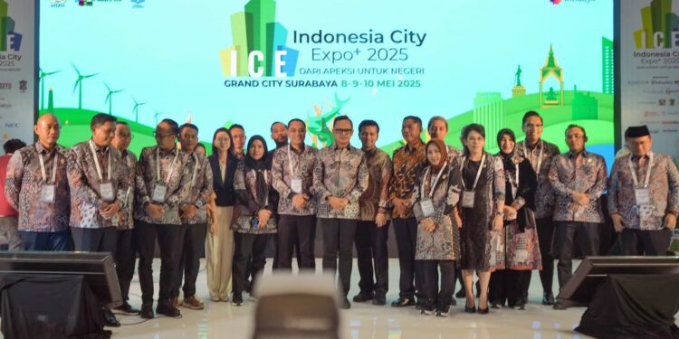 Di Munas VII APEKSI Surabaya, Rico Waas: Majukan Kota Tidak Perlu Banyak Ke Luar Negeri, Perkuat Kolaborasi Dan Sharing Antar Kota