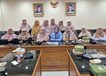 Bahas Isu Ketahanan Keluarga, KB PII Wati  Berdialog dengan Evi Mafriningsianti Anggota DPRD kota Bekasi