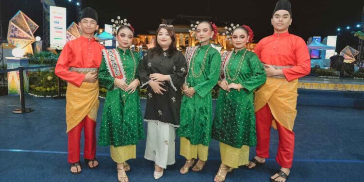 Tampil di Gemes, Delegasi Dari Luar Negeri Merasa Bangga dan Menilai Medan Melestarikan Budaya Melayu
