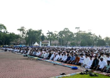 Gubernur Sumut Bobby Nasution dan Wagub Surya  Salat Iduladha 1446 Hijriah Bersama Ribuan Masyarakat Deliserdang