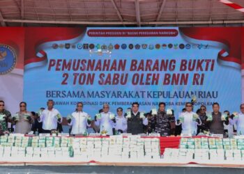 BNN RI DAN DESK PEMBERANTASAN NARKOBA MUSNAHKAN 2 TON SABU, BUKTI NYATA AKUNTABILITAS DAN TRANSPARANSI