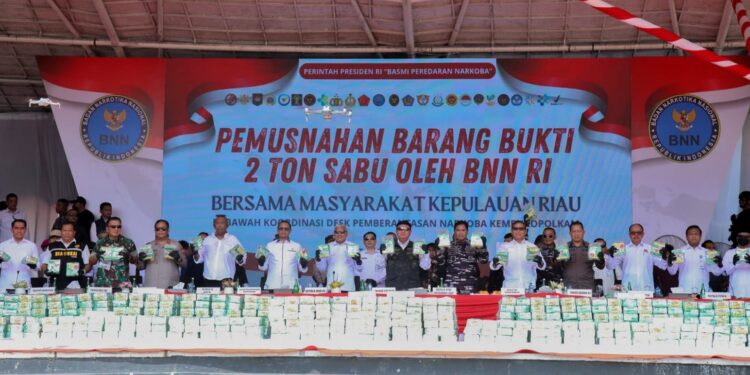 BNN RI DAN DESK PEMBERANTASAN NARKOBA MUSNAHKAN 2 TON SABU, BUKTI NYATA AKUNTABILITAS DAN TRANSPARANSI
