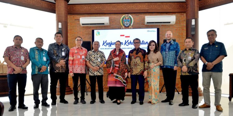 Wagub Sumut Terima Kunjungan Dubes Polandia, Jajaki Kerja Sama Pendidikan Pariwisata dan Perkebunan