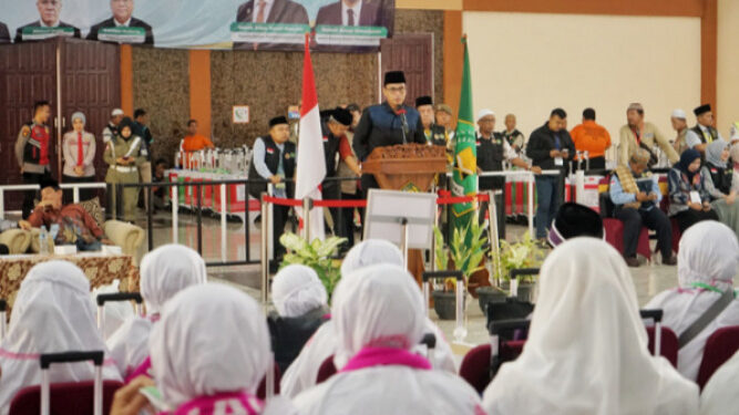 Wali Kota Medan Sambut Kepulangan Jemaah Haji Kloter 9 Asal Kota Medan