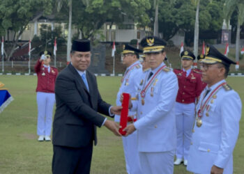 IPDN Anugerahi Tanda Penghargaan Kartika Pamong Praja Muda dan Alumni Kehormatan Pendidikan Tinggi Kepamongprajaan Kepada Wali Kota dan Wakil Wali Kota Medan