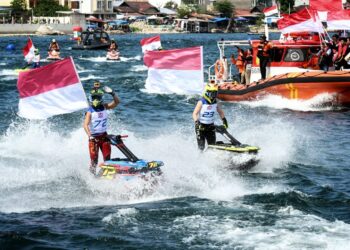 Kemeriahan Peringatan HUT RI Warnai Kejuaraan Dunia Aquabike Orang Indonesia Pertama Juara Dunia Pimpin Parade Lap Merah Putih