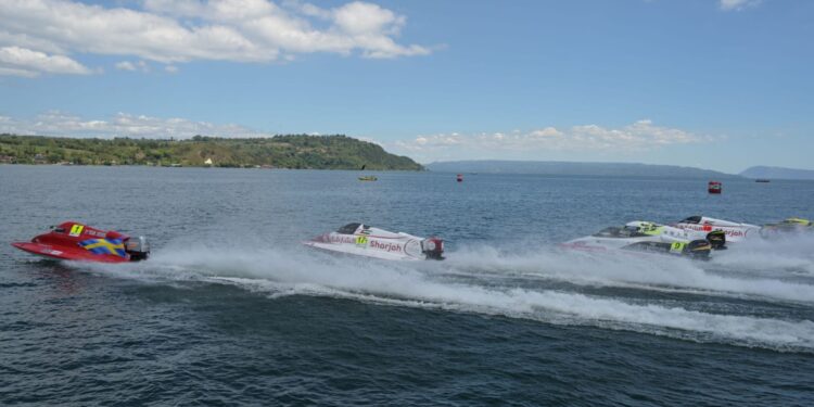 Pembalap F1 Powerboat Akui Seri Danau Toba Selalu Spesial, Puji Pemandangan dan Masyarakatnya