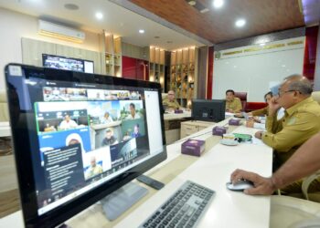 Sekdaprov Sumut Ikuti Rakor dengan Mendagri, Kepala Daerah Diminta Terus Berkoordinasi dengan Forkopimda Kendalikan Situasi