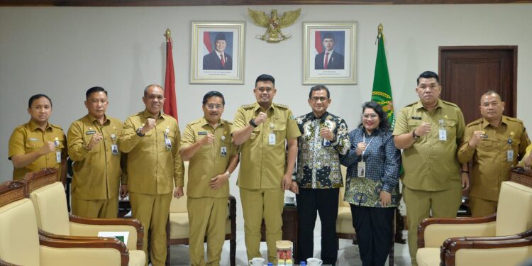 Sumut Raih Predikat UHC Prioritas, Lebih Cepat Dua Tahun Dari Target  Bobby Nasution Minta Layanan UHC Optimal Diterima Masyarakat
