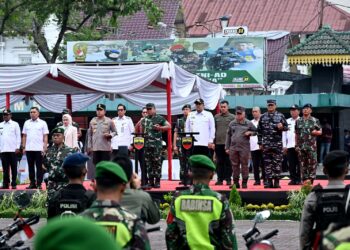 Gubernur Bobby Nasution Lepas 480 Personel Patroli,  Salurkan 28 Ribu Ton Beras untuk Warga Kecil