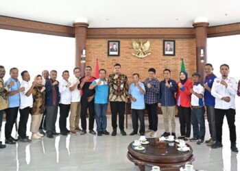 Gubernur Bobby Nasution Bertemu Serikat Buruh,  Bahas Lanjutan Kenaikan Upah dan Rumah Subsidi