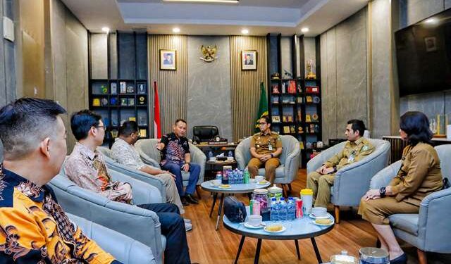 Bahas Pengelolaan Sampah Modern dan Smart City, Rico Waas ke Mantan Wali Kota Singapura: Kota Medan Terbuka, Siapapun Boleh Jalin Kerjasama