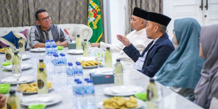 Zakiyuddin Harahap Terima Kunjungan Presiden Universitas  dan Pimpinan Ponpes Darunnajah