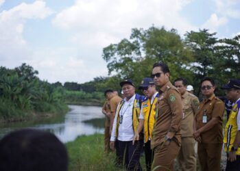 Rico Waas Tinjau Pekerjaan Floodway Sikambing-Belawan