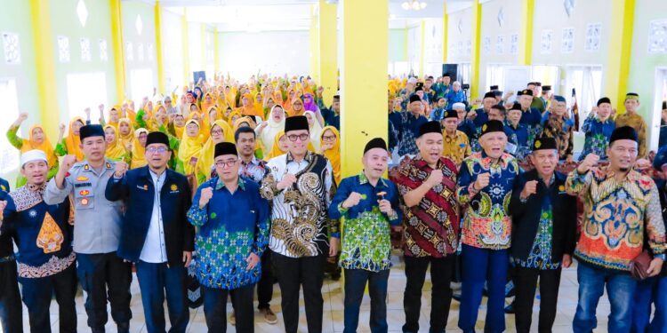 Hadiri Tabligh Akbar Milad Muhammadiyah ke-113, Rico Waas Dorong Sinergitas Wujudkan Kesejahteraan Bangsa