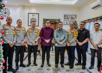 Pererat Kebersamaan di Natal 2025, Wali Kota Medan Hadiri Open House Kapolda Sumut