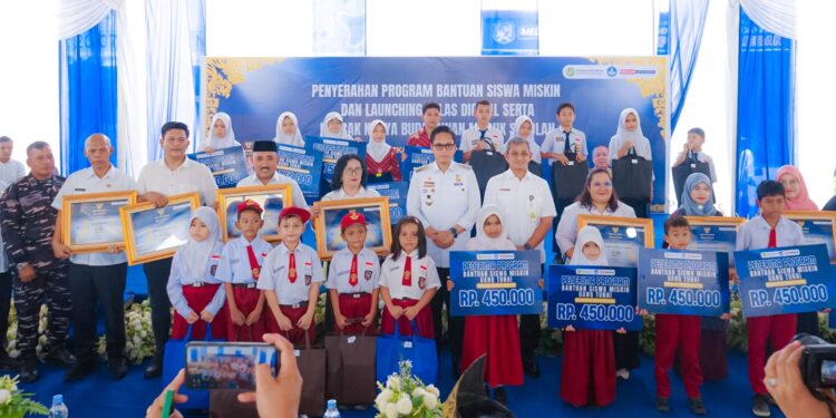 Siapkan Generasi Unggul, Rico Waas Launching Kelas Digital & Tekankan Pentingnya Peran Guru Menyongsong Indonesia Emas 2045