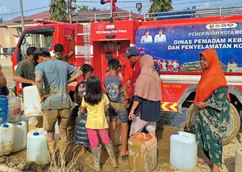 Misi Kemanusiaan Sebulan Penuh, Personel Damkarmat Kota Medan Bahu-Membahu Bersihkan Aceh Tamiang Pascabanjir
