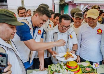 Zakiyuddin Harahap Ikut Aksi Bersih Sungai Deli