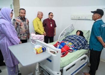 Pastikan Pelayanan Kesehatan Meningkat,  Wagub Sumut Sambangi Pasien Kanker di RS Haji Medan