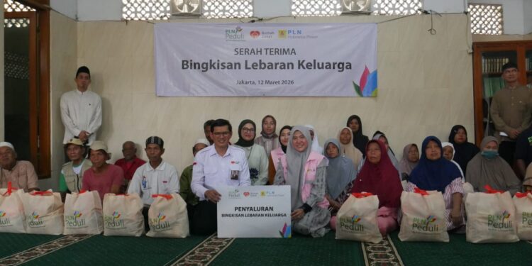 Jelang Idul Fitri, PLN Indonesia Power dan Rumah Zakat Berbagi 133 Bingkisan Lebaran untuk Warga Lansia dan Dhuafa