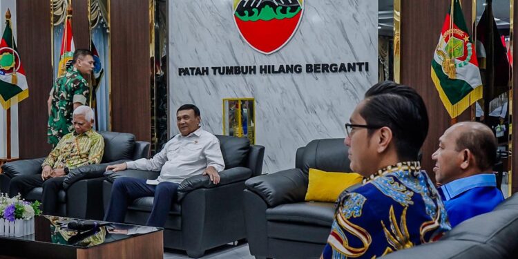 Rico Waas Hadiri Silaturahmi Menko Polkam, Bahas Kondisi Sosial Sumut