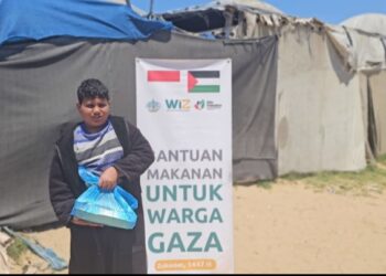 Secercah Harapan di Tengah Puing Al-Mawasi, Ratusan Warga Gaza Terima Bantuan Pangan dari Masyarakat Indonesia