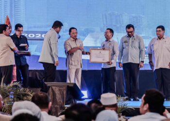 Wujudkan Kepedulian Antar-Daerah, Pemko Medan Terima Penghargaan dari Mendagri