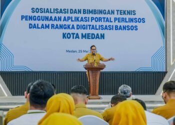 Rico Waas Dorong Digitalisasi Bansos, Targetkan Data 792 Ribu KK Tervalidasi dalam Sebulan
