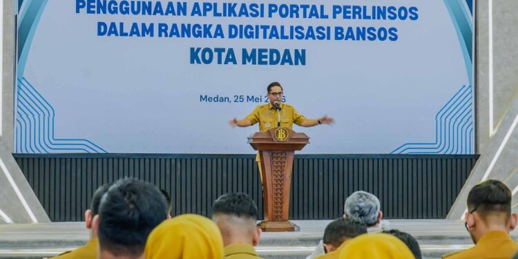 Rico Waas Dorong Digitalisasi Bansos, Targetkan Data 792 Ribu KK Tervalidasi dalam Sebulan