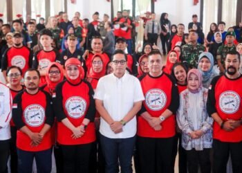 Belum Dilantik Sudah Beri Manfaat, Rico Waas Apresiasi Aksi Sosial Maluku Medan Bersatu
