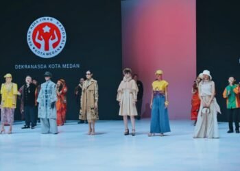 Horas! Anak Medan menggema di Indonesian Fashion Week