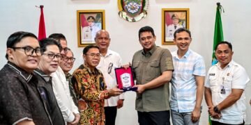 Terima Audiensi BNKP, Gubernur Bobby Nasution Paparkan Tiga Prioritas Pembangunan Kepulauan Nias