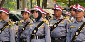 Satlinmas Kota Bekasi Tampilkan Kekompakan Melalui Lomba Peraturan Baris Berbaris