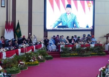 Hadiri Paripurna DPRD, Wali Kota & Wakil Wali Kota Medan Simak Pidato Kenegaraan Presiden Prabowo*