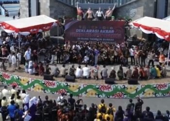 DEKLARASI AKBAR PERANG MELAWAN NARKOBA, KALTENG TEGASKAN KOMITMEN BERSAMA WUJUDKAN BUMI TAMBUN BUNGAI BERSINAR