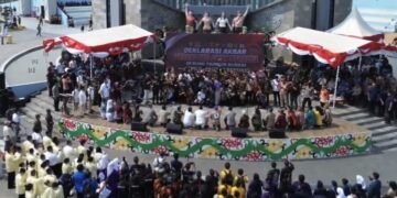 DEKLARASI AKBAR PERANG MELAWAN NARKOBA, KALTENG TEGASKAN KOMITMEN BERSAMA WUJUDKAN BUMI TAMBUN BUNGAI BERSINAR