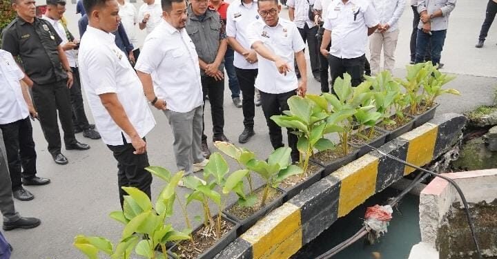 Sidak di Medan Helvetia, Wakil Wali Kota Medan Soroti Drainase Tersumbat dan Tak Terhubung