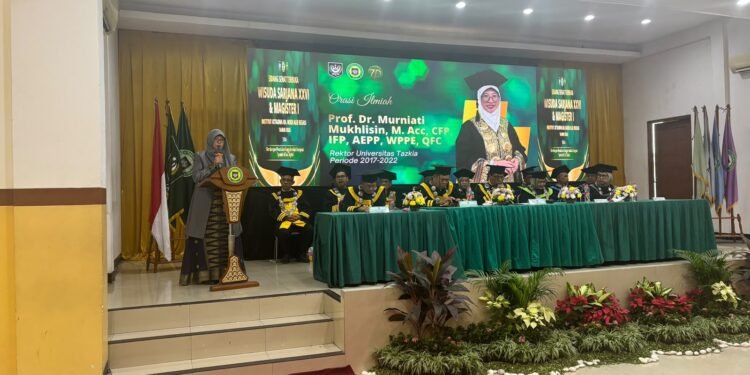 Wisuda IAN Bekasi ke XXVI, Digitalisasi Harus Bernilai Syariah