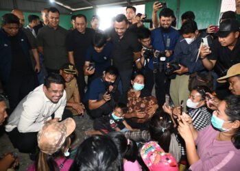 Bobby Nasution Pastikan Kebutuhan Pengungsi Erupsi Gunung Sinabung Terpenuhi, Warga Zona Merah Diminta Tak Kembali