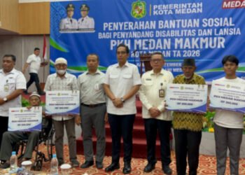 PKH Medan Makmur Resmi Disalurkan, Rico Waas Serahkan Bantuan Untuk 10 Ribu Warga Lansia dan Disabilitas