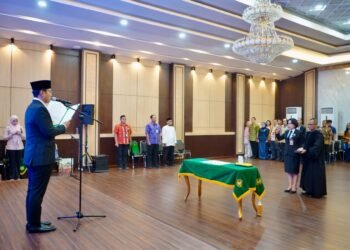 Pesan Rico Waas Saat Lantik Erisda Hutasoit jadi Sekretaris DPRD: Jaga Hubungan Eksekutif dan Legislatif
