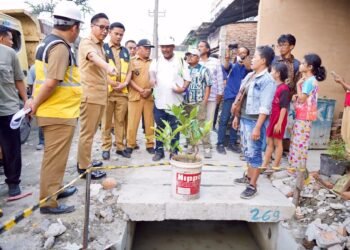 Penanganan Banjir Jadi Prioritas, Rico Waas Beri Atensi Khusus U-Ditch di Indra Kasih
