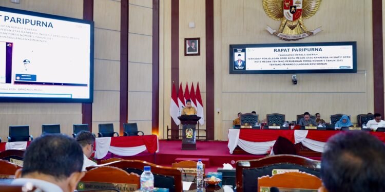 Rico Waas: Penanggulangan Kemiskinan Jangan Hanya Hitung Bantuan, Ukur Keluarga yang Keluar dari Kemiskinan