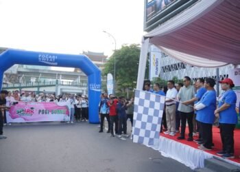 Lepas Jalan Sehat Spark Go To Campus, Wali Kota Medan Tekankan Pentingnya Edukasi Kesehatan Reproduksi